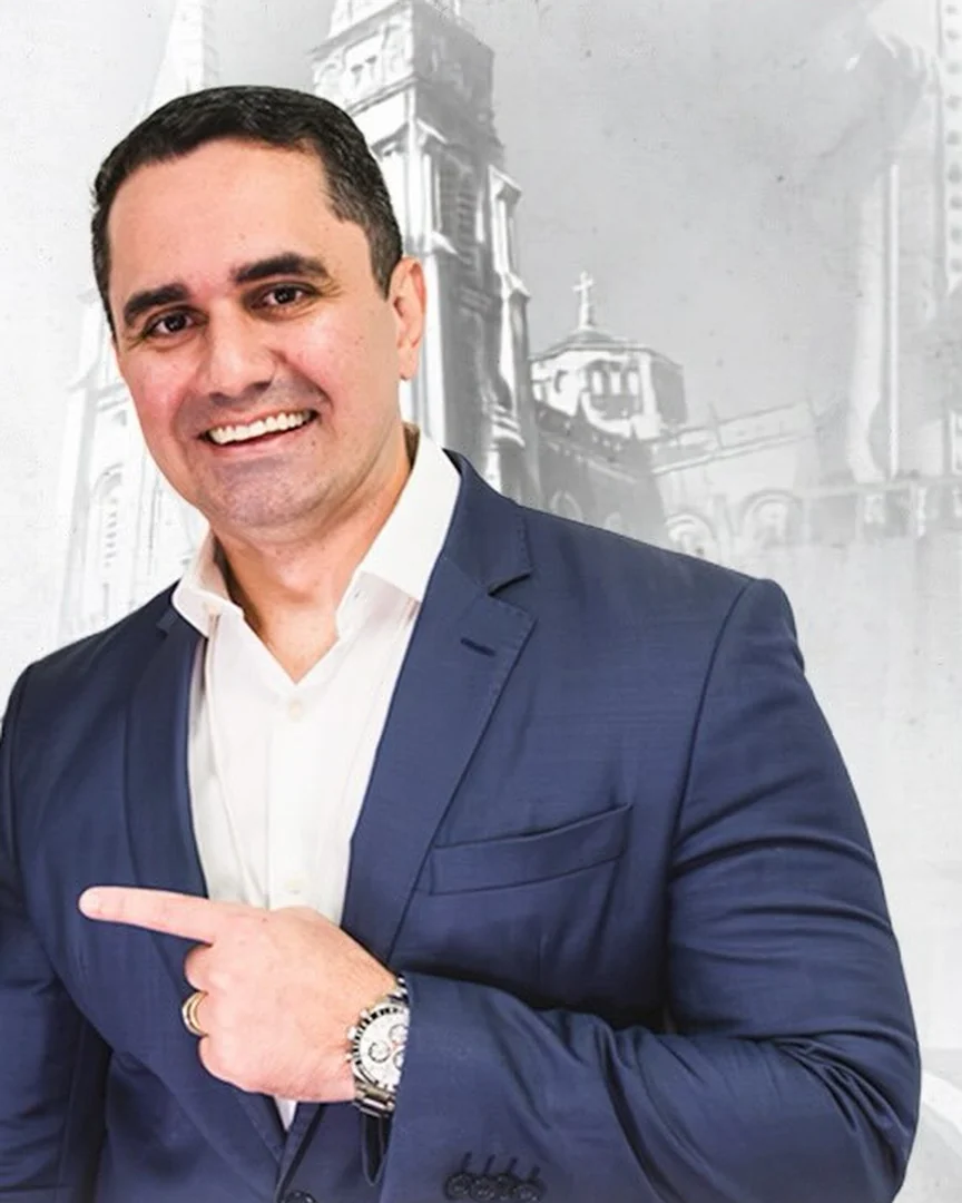José Alcy Pinheiro Neto, candidato a deputado estadual pelo Ceará, em foto oficial da campanha